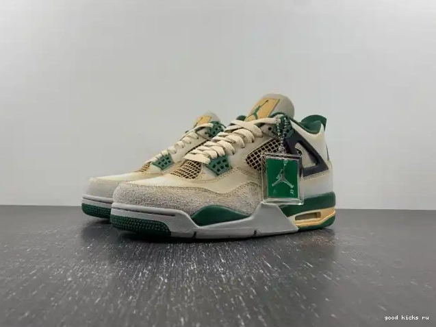 CUSTOM JORDAN "DRAGON YEAR" AIR 4 DC7770-106 0622